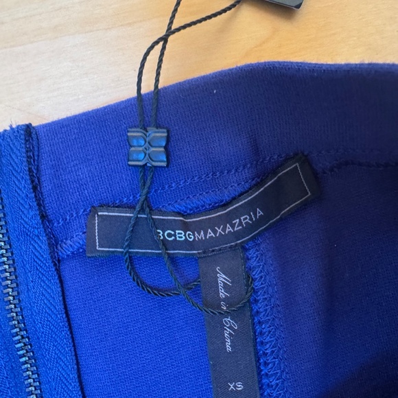 NWT BCBG Max Azria Blue Jersey Knit A-Line Camber Skirt Sz. - Picture 4 of 9